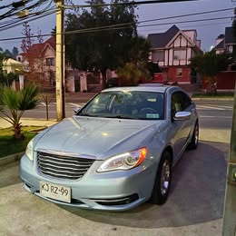 Chrysler 200 2013