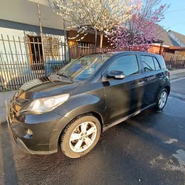 Toyota Urban Cruiser 2010