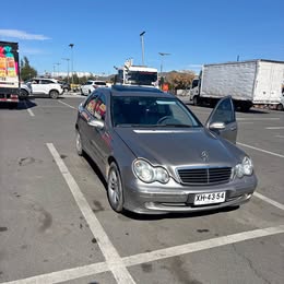 Mercedes Benz C200 2004