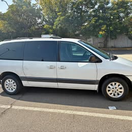 Chrysler 200 2000