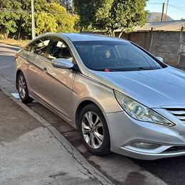 Hyundai Sonata 2010