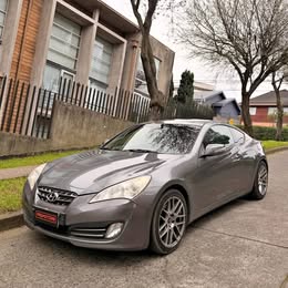 Hyundai Genesis 2010