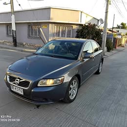 Volvo S40 2011