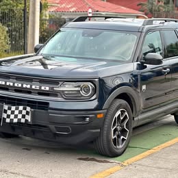 Ford Bronco 2022
