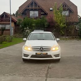 Mercedes Benz C180 2014