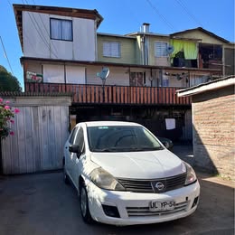 Nissan Tiida 2012