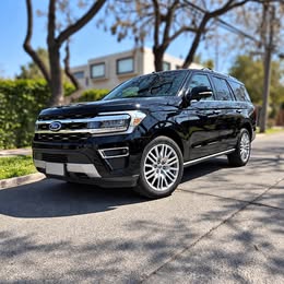 Ford Expedition 2025