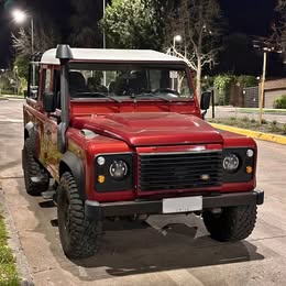 Land Rover Defender 2013