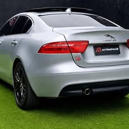 Jaguar Xe 2019