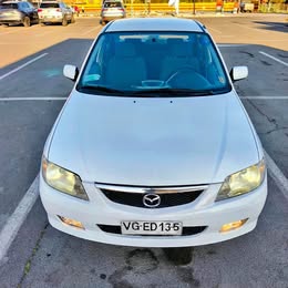 Mazda 323 2003