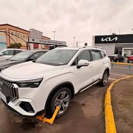 Geely Okavango 2027