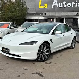Tesla Model 3 2024