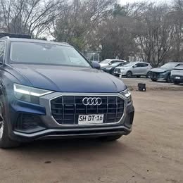 Audi Q8 2023