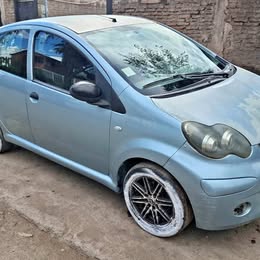 Byd F0 2012