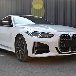 2023 BMW m440i