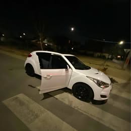 Hyundai Veloster 2012