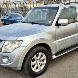 Mitsubishi Pajero 2013