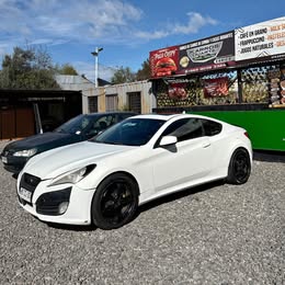 Hyundai Genesis 2011