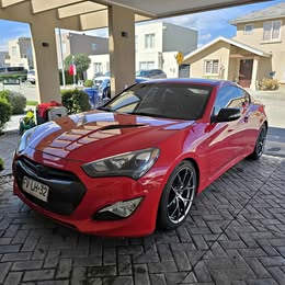 Hyundai Genesis 2013