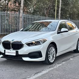 2023 BMW 118 1.5 dynamic 2023 usado