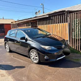 2013 Toyota Auris 2013 usado